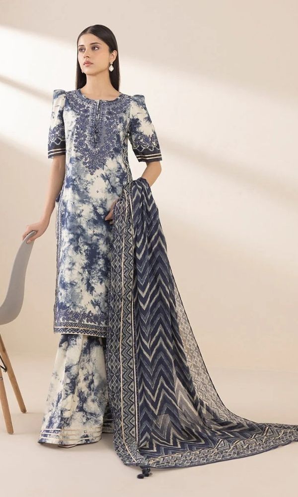 Lawn 3pc unstitched luxury digital printed suit