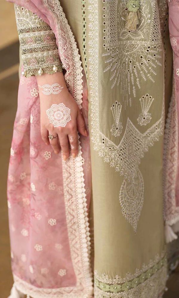 Lawn 3pc unstitched chiken kari heavy embroidered suit with poly lawn digital printed dupatta