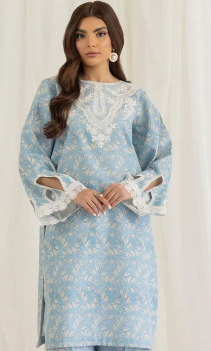 Lawn 3pc unstitched digital printed suit with patches