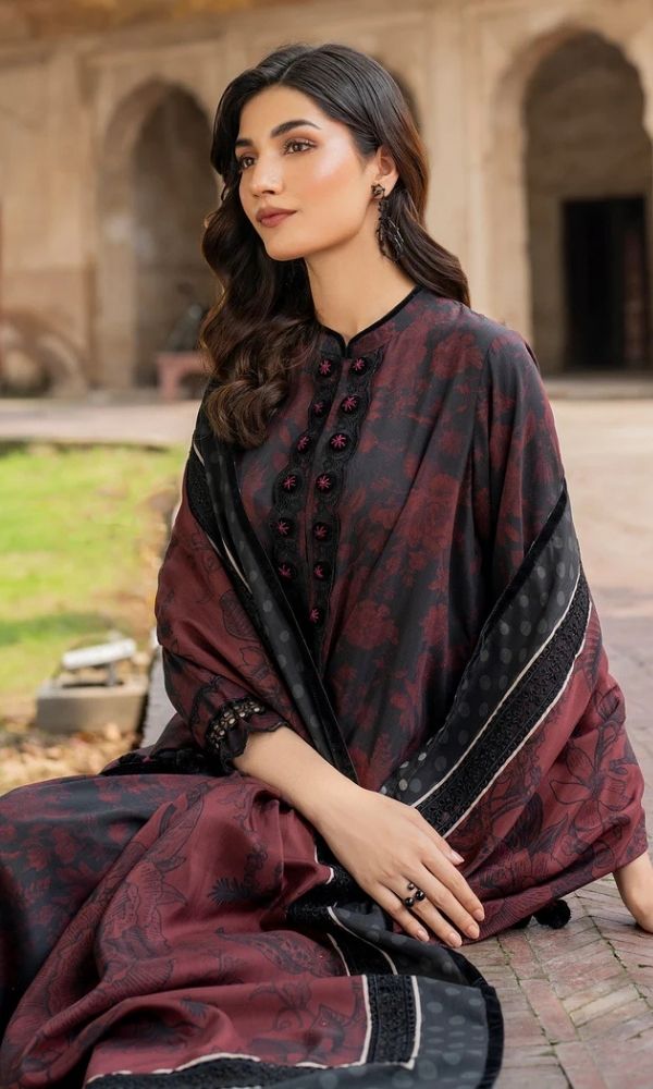Khaddar 3pc unstitched digital printed suit