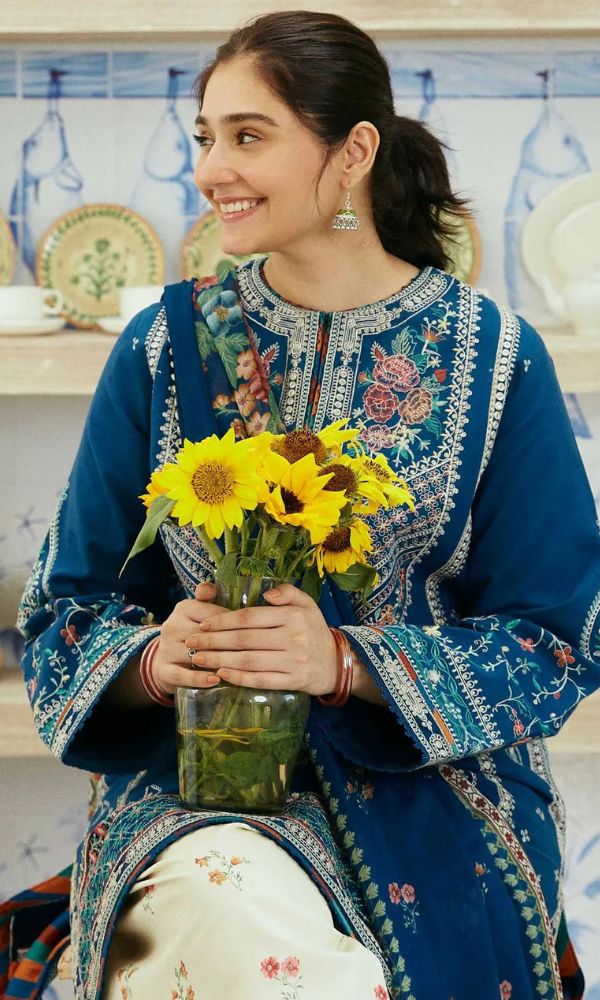 Lawn 3pc heavy embroidery suit with silk printed dupatta and embroidered trouser