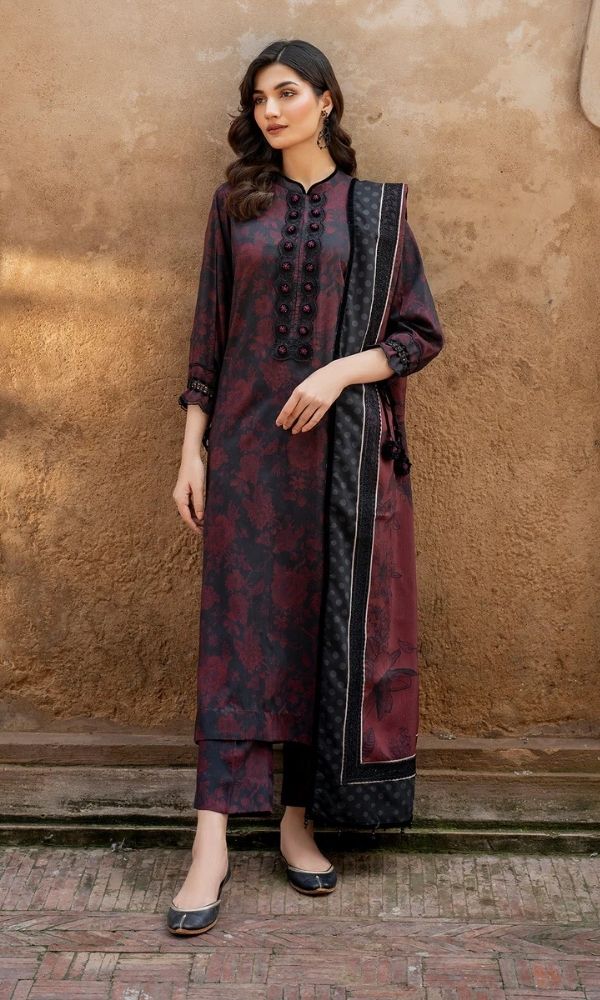 Khaddar 3pc unstitched digital printed suit