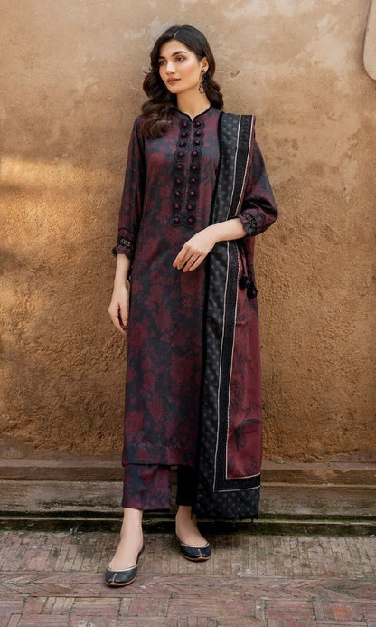 Khaddar 3pc unstitched digital printed suit